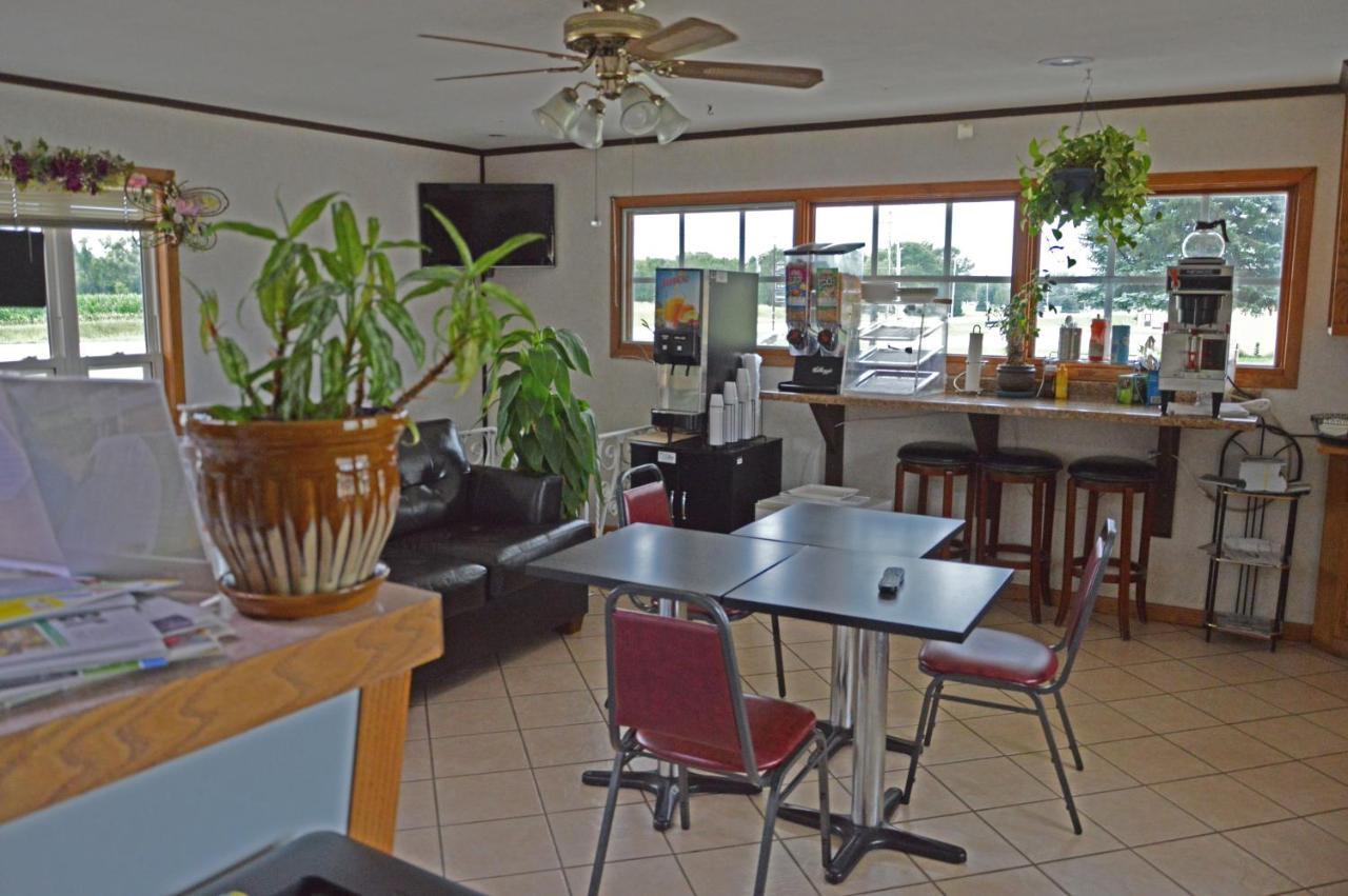 Americas Best Value Inn Suburban Emmetsburg Buitenkant foto