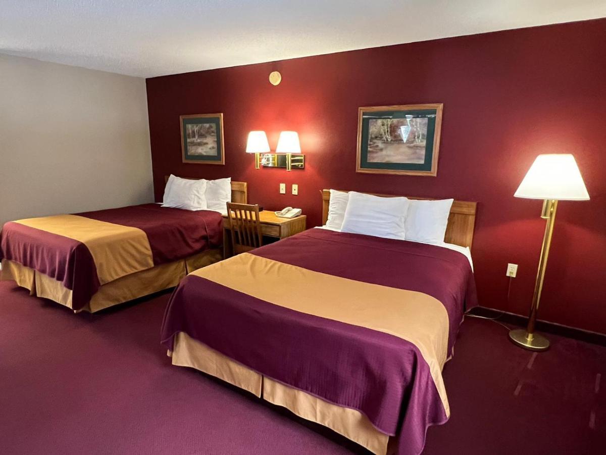 Americas Best Value Inn Suburban Emmetsburg Buitenkant foto
